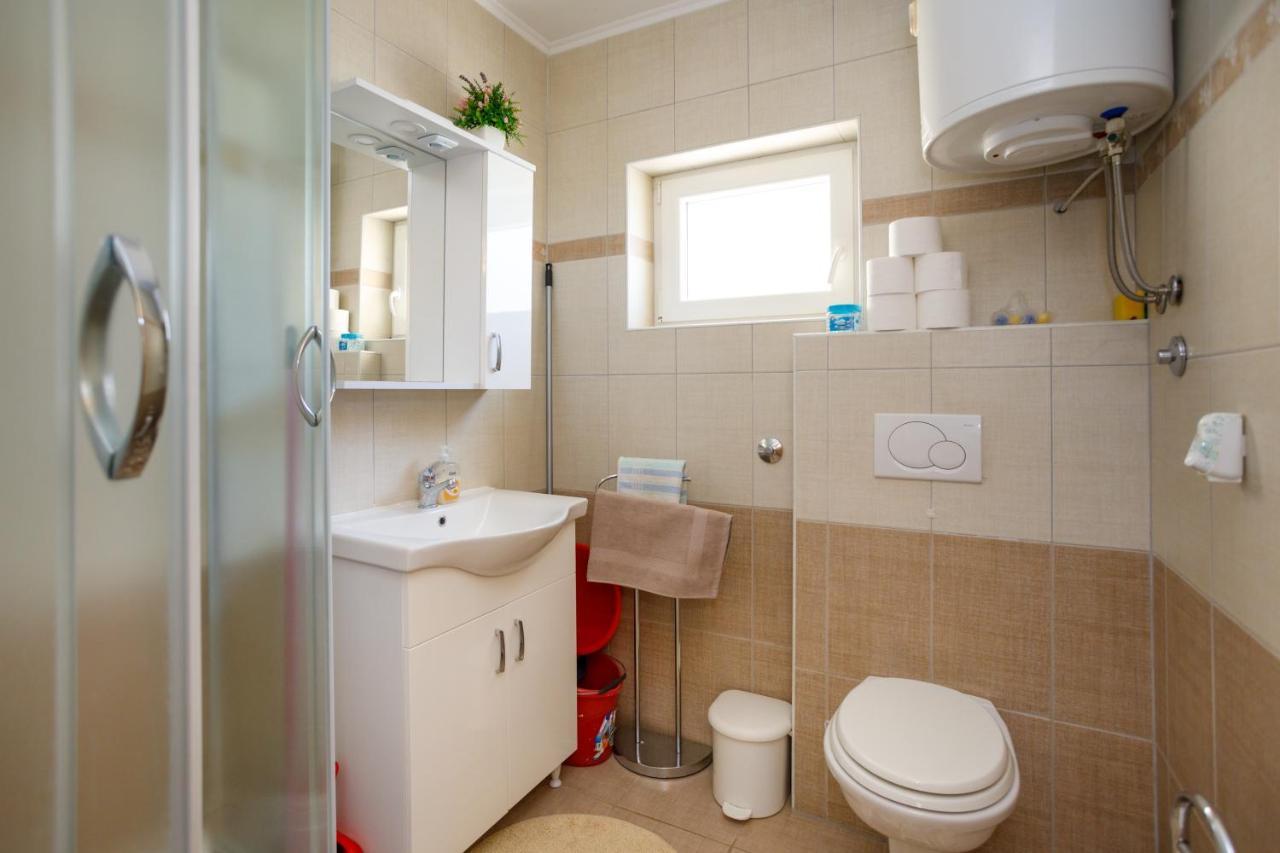 Apartmani Bakran クルク エクステリア 写真