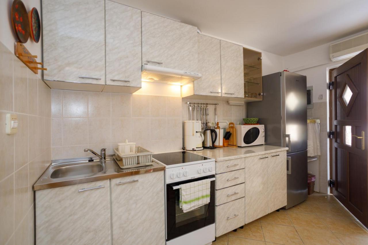 Apartmani Bakran クルク エクステリア 写真