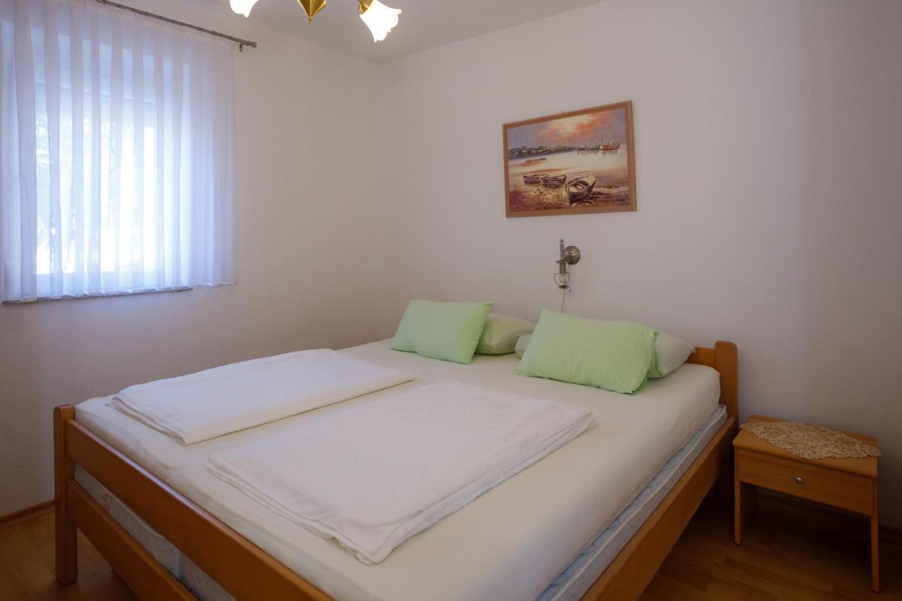 Apartmani Bakran クルク エクステリア 写真