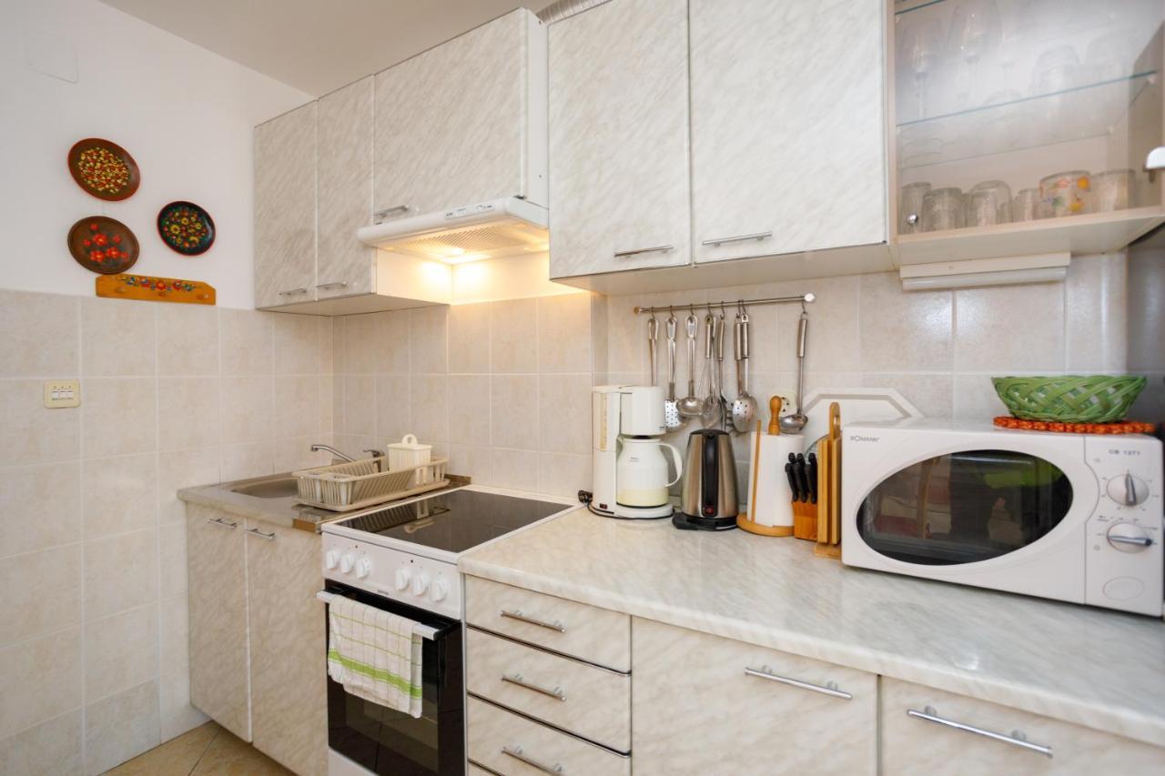 Apartmani Bakran クルク エクステリア 写真